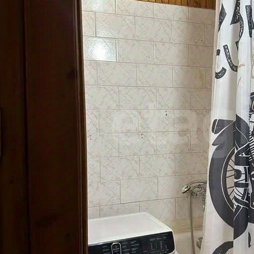 3-комн квартира пос. Шушары, Школьная улица, 2