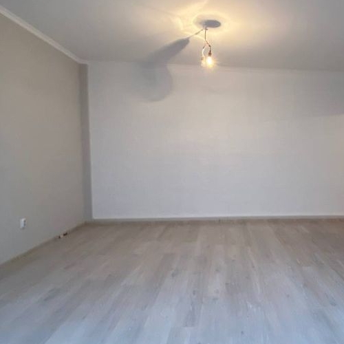 1-комн квартира 1-й мкр, Имени Свердлова пгт, 44