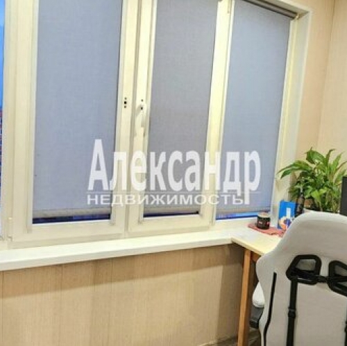 2-комн квартира Кириши, ул Нефтехимиков,  д. 43