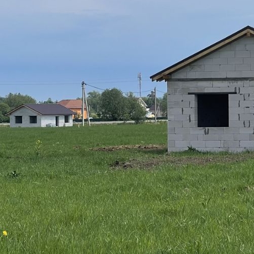 Земельный участок д. Малое Кикерино, 67