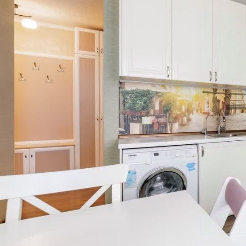 2-комн квартира Мурино, улица Екатерининская, 2