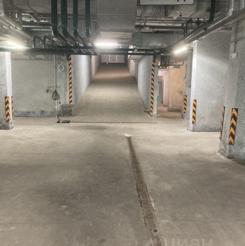 Гараж/парковка Муринское городское поселение, Графская улица,  д. 6 к4