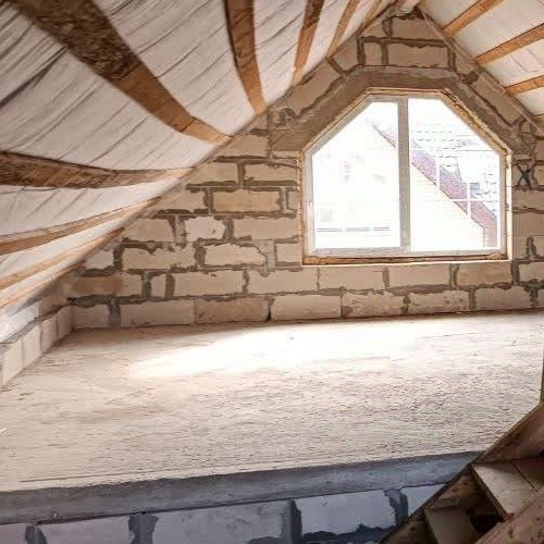 Коттедж/дом д. Низино, улица Меншиковская, 6Ж