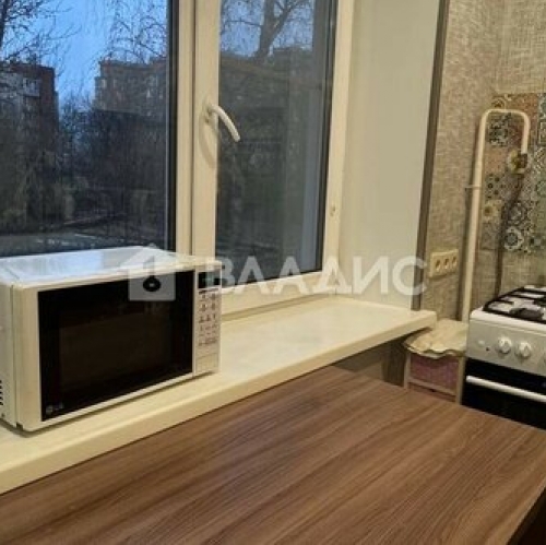 2-комн квартира Омская улица,  д. 28