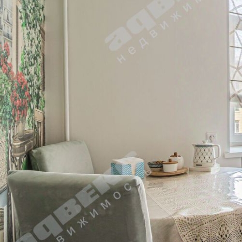 3-комн квартира улица Савушкина, 11