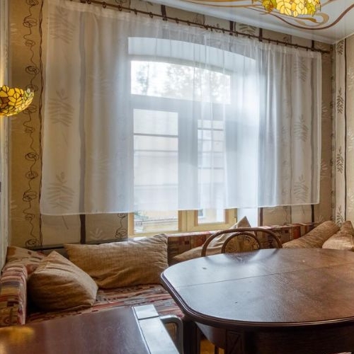 2-комн квартира улица Крупской, 21