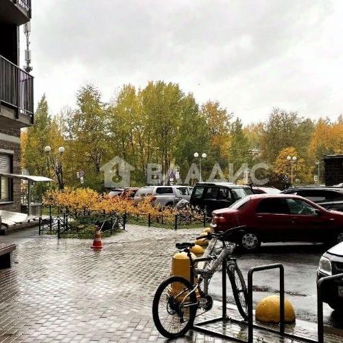 2-комн квартира улица Брянцева, 13к1