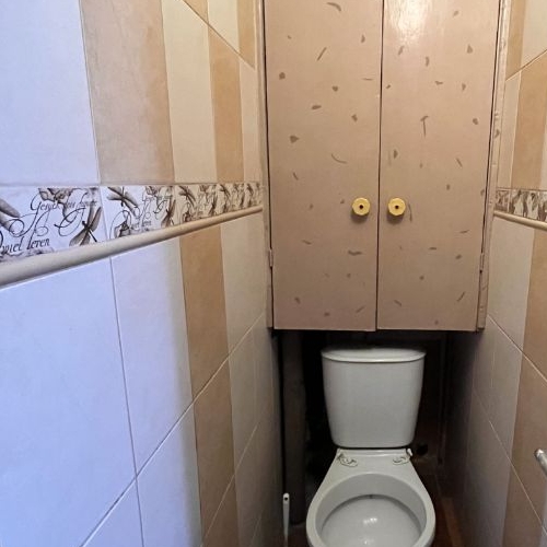 Комната Красное Село г, Стрельнинское ш,  д. 4к2