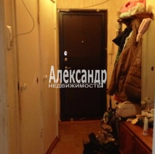 3-комн квартира Кузнечное, ул Юбилейная,  д. 4