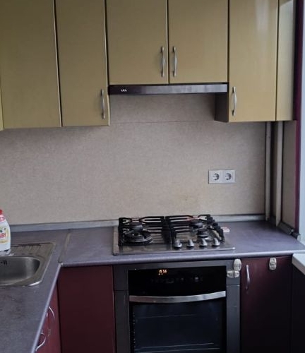 1-комн квартира проспект Славы, 60