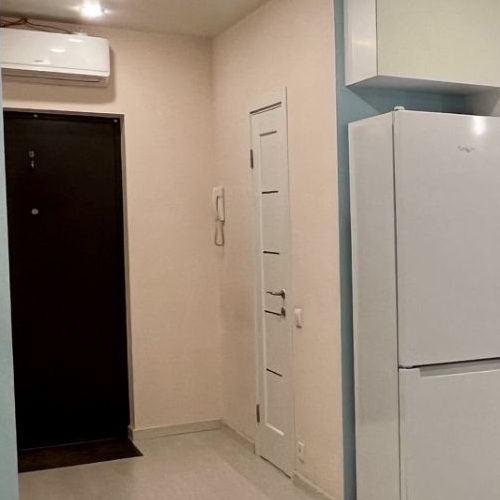 Студия пос. Янино-1, улица Кольцевая, 8к1