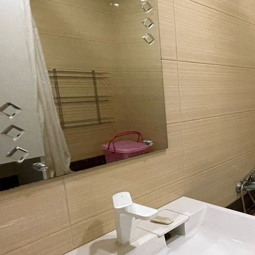 3-комн квартира Кингисепп, 1-я линия, 8