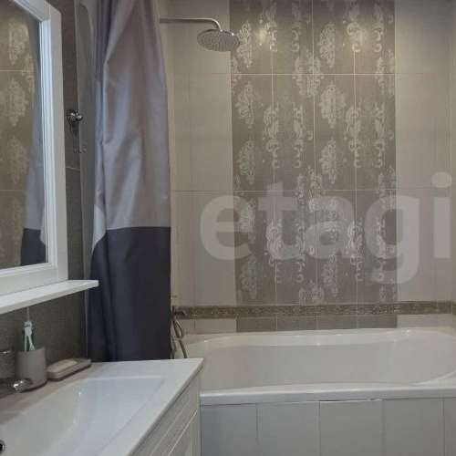 3-комн квартира улица Среднерогатская, 11