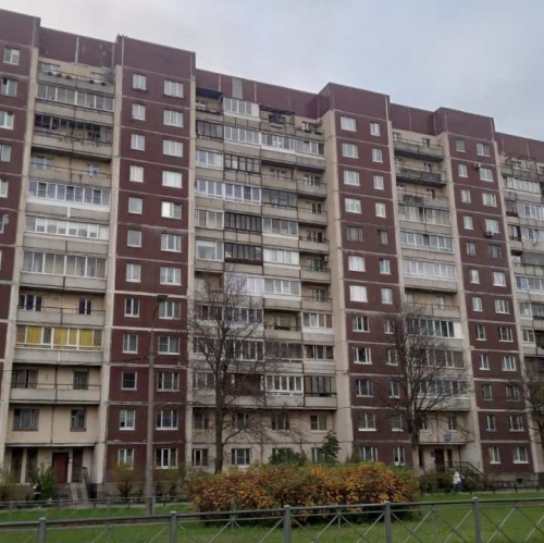 3-комн квартира Королева просп.,  д. 45,  к. 1