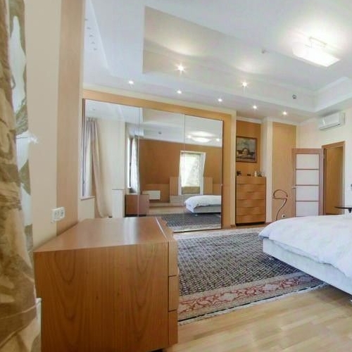 3-комн квартира Итальянская улица, 12а