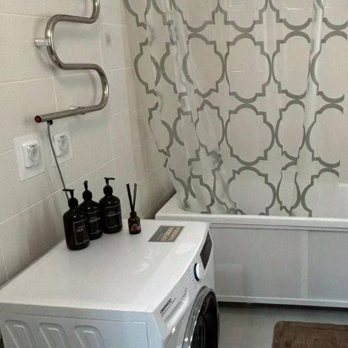 1-комн квартира д. Новосаратовка, улица Первых, 4к1