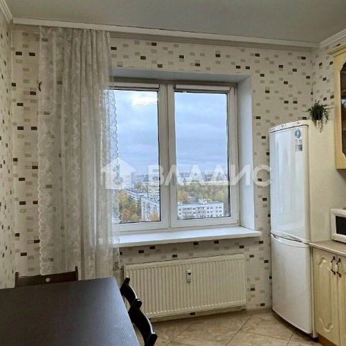 2-комн квартира улица Брянцева, 13к1