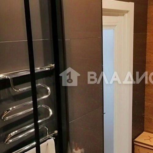 2-комн квартира пос. Янино-1, улица Голландская, 15к3