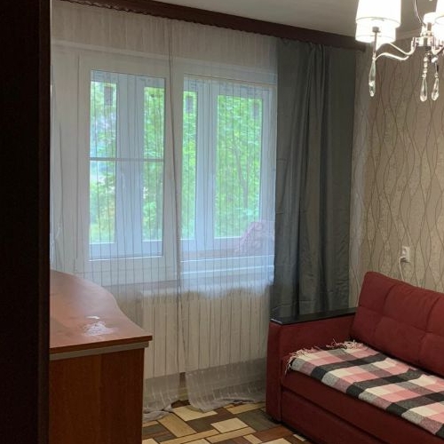 2-комн квартира улица Симонова, 12/9