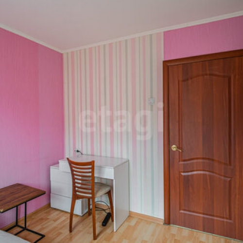 3-комн квартира улица Белы Куна,  д. 13 к3