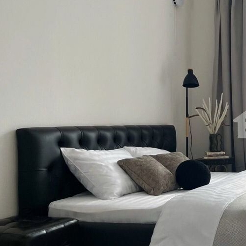 Студия проспект Авиаконструкторов, 69