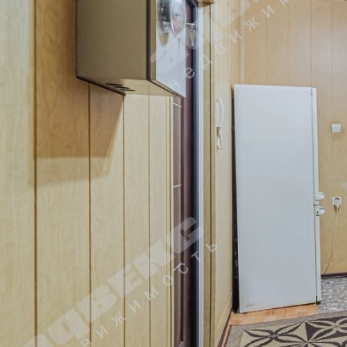 1-комн квартира Южный мкр, улица Доктора Сотникова, 1