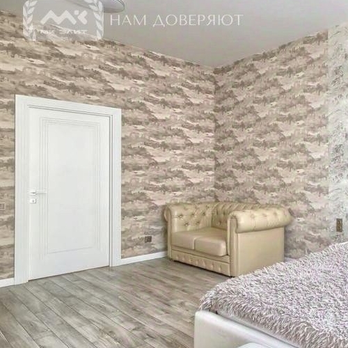 3-комн квартира улица Жукова, 3