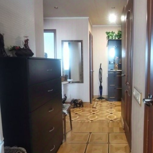 4-комн квартира Луга, Набережная улица, 6