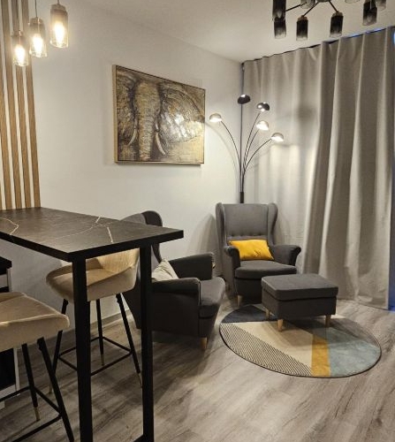 2-комн квартира пос. Бугры, улица Тихая, 5к3