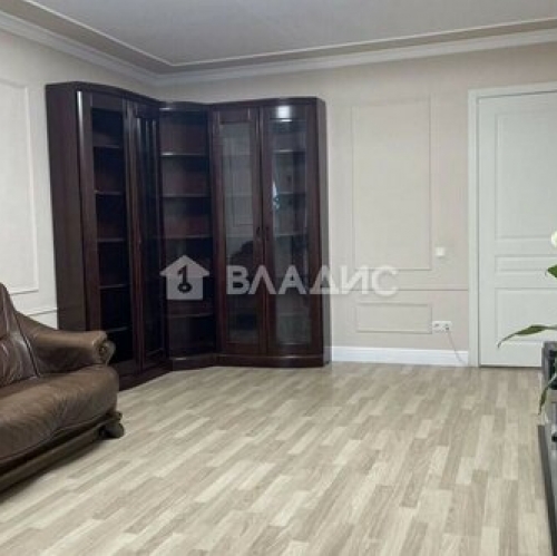 3-комн квартира Просвещения пр-кт
