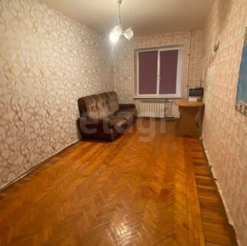 3-комн квартира Ломоносов г, Швейцарская ул,  д. 16,  к. 1