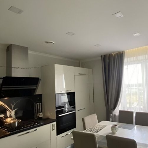 3-комн квартира Новоселье городской поселок, проспект Питерский, 1