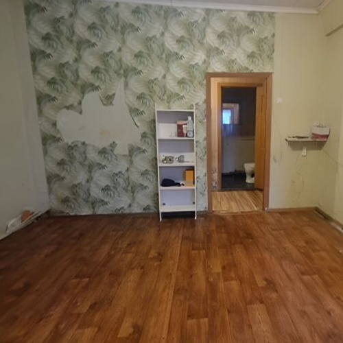 1-комн квартира пос. Дзержинского, Центральная улица,  д. 3