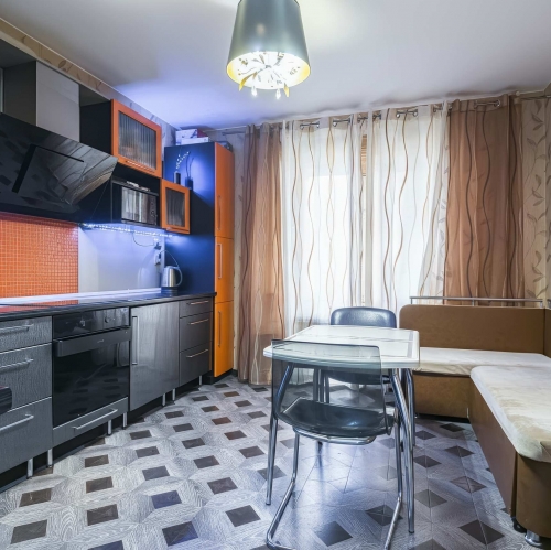 3-комн квартира Хошимина ул,  д. 9,  к. 1