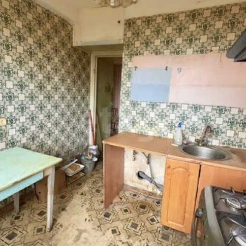 3-комн квартира Художников пр-кт,  д. 15,  к. 3