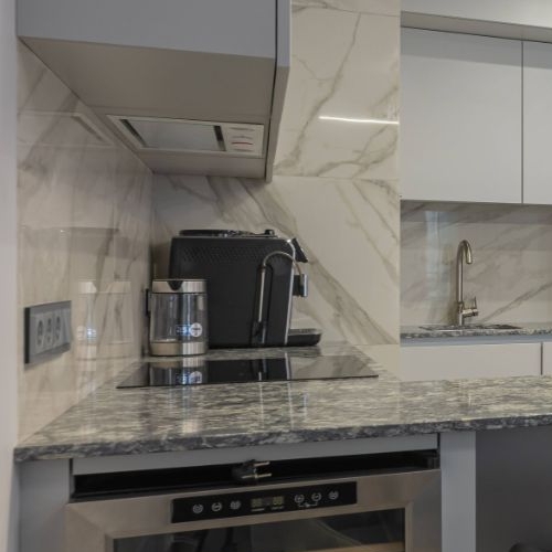 3-комн квартира Новолитовская улица, 10