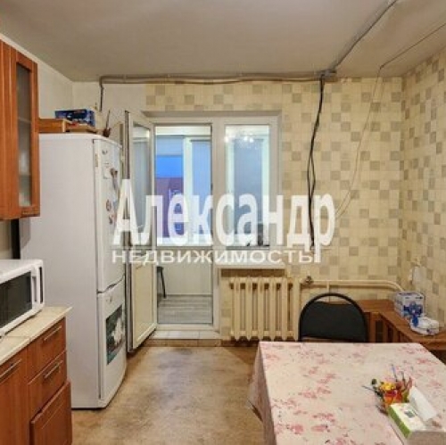 2-комн квартира Кириши, ул Нефтехимиков,  д. 43