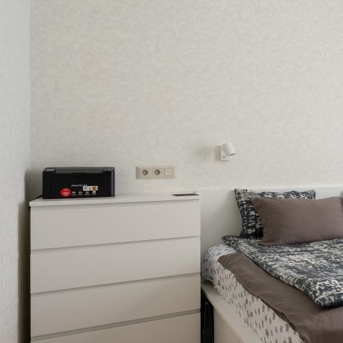 2-комн квартира улица Жукова, 1