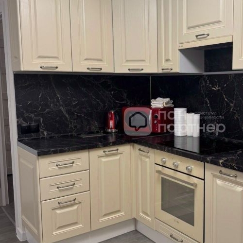 3-комн квартира Пулковское шоссе, 42к6