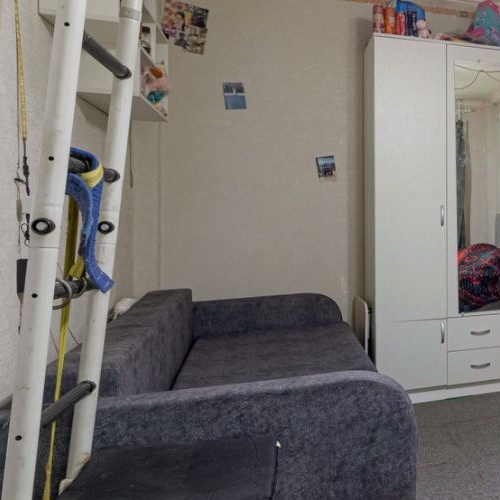 1-комн квартира проспект Большевиков, 79К1