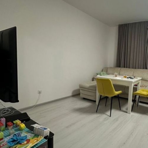 3-комн квартира улица Владимира Пчелинцева, 4