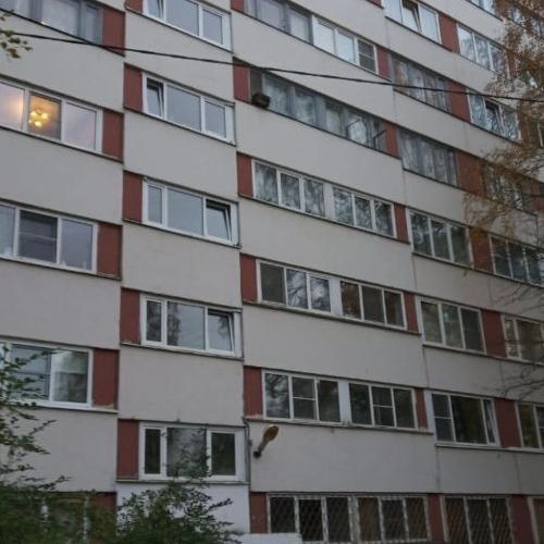 2-комн квартира улица Кустодиева, 2