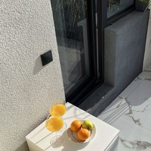 2-комн квартира улица Александра Матросова, 1