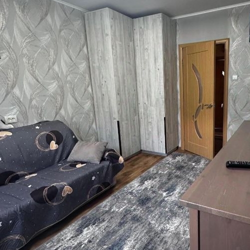 3-комн квартира пос. Первомайское, улица Ленина, 65