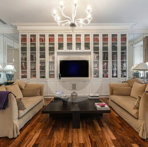 3-комн квартира Таврическая улица,  д. 11