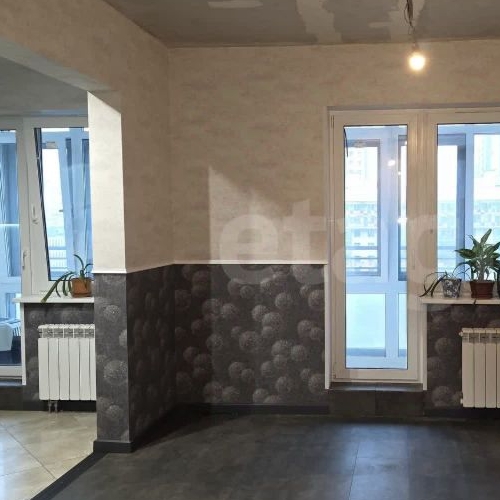 3-комн квартира улица Среднерогатская, 11