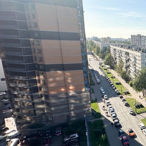 2-комн квартира улица Брянцева, 13к1