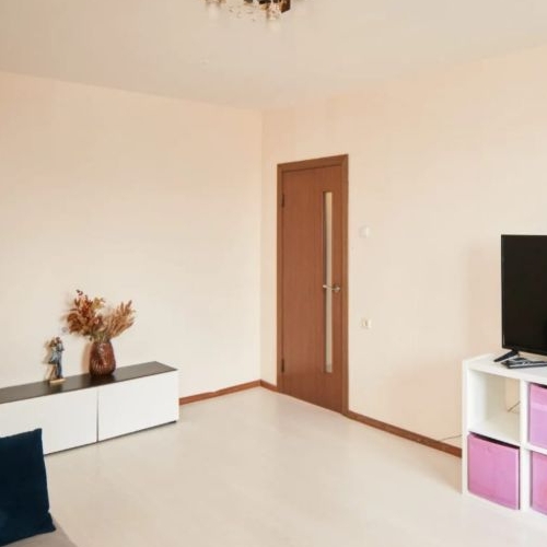 3-комн квартира улица Белышева, 5/6