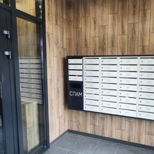 3-комн квартира пос. Шушары, улица Чудовская, 14к1