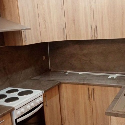 1-комн квартира д. Новосаратовка, улица Первых, 2к4